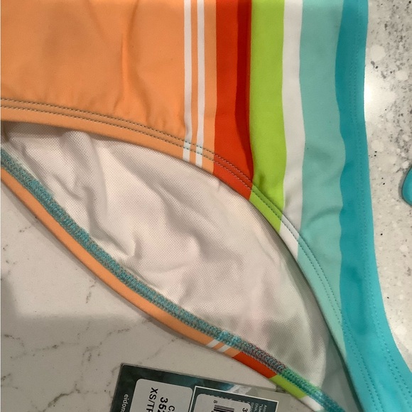 NWT Miley style top size S and Bikini bottom size XS in Cenote pattern - Picture 4 of 12